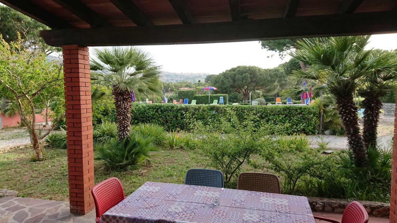 Residence Melograno Capoliveri  Luaran gambar